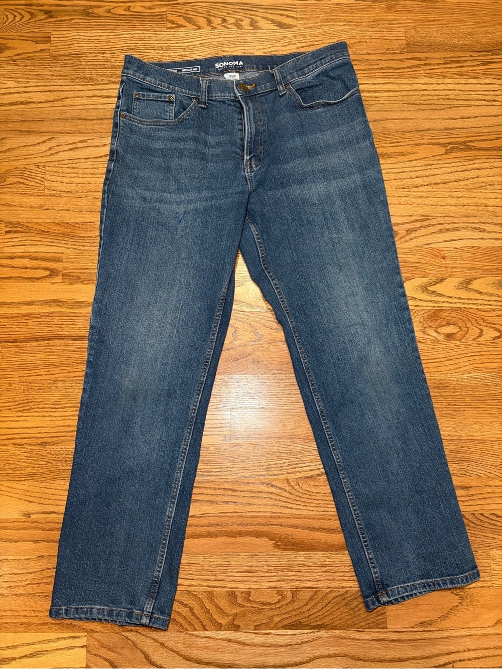 Sonoma Men's Straight-Leg Jeans in Medium Blue Wash